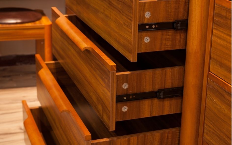 Muebles de madera para ropa: Organización y estilo en tu tienda