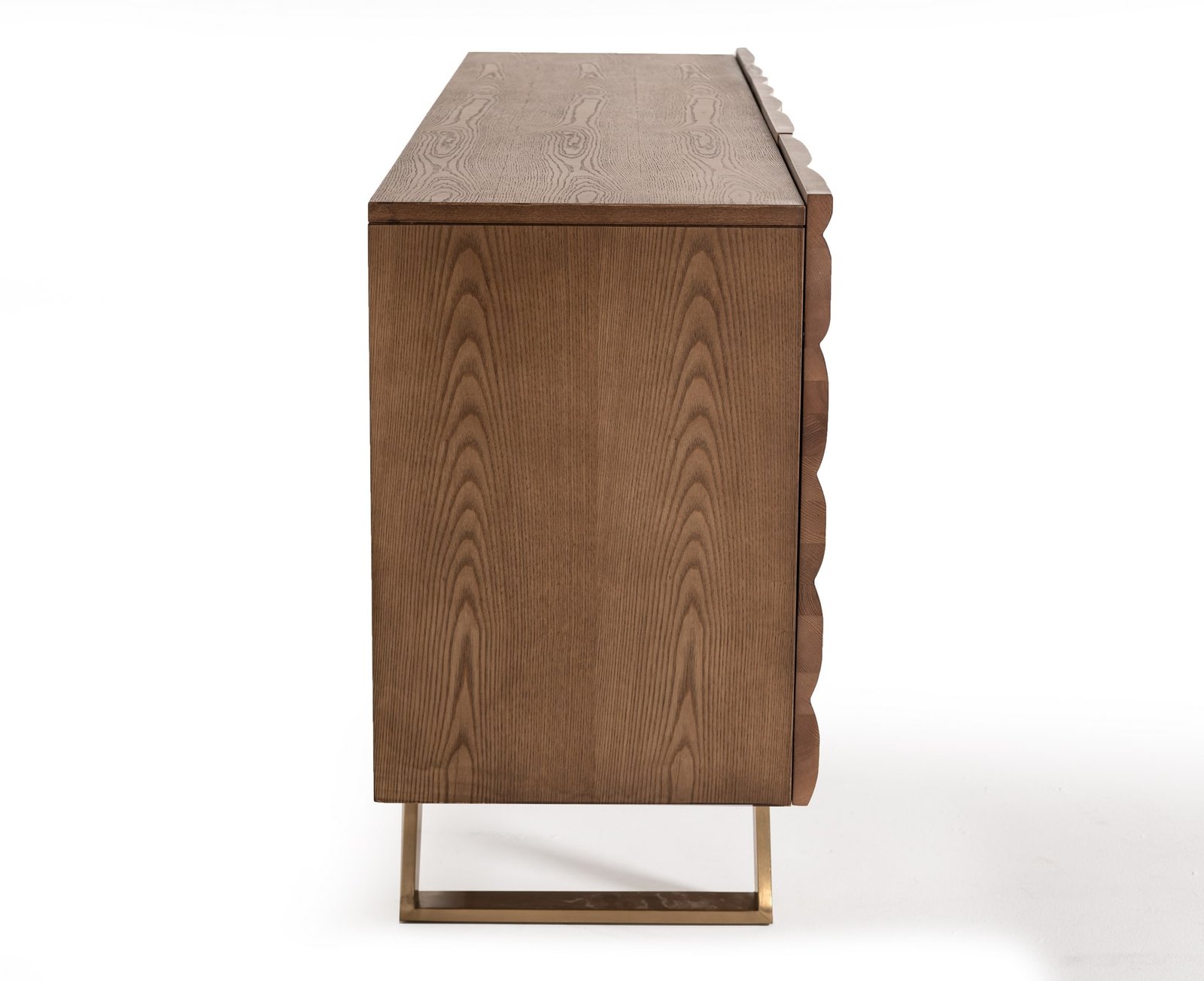 Buffet Modrest Finley Mid-Century de nogal y oro - Image 3