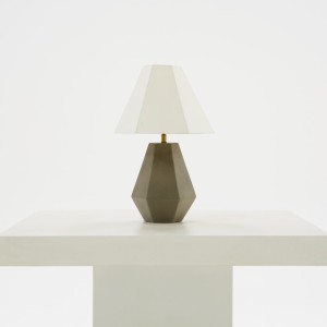 Lámpara de mesa Modrest Estrada moderna de hormigón