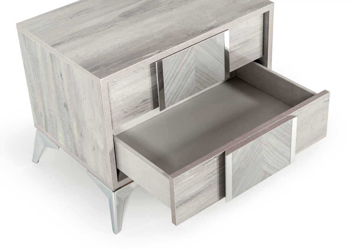 Juego de cama italiana moderna gris + 2 mesitas de noche Nova Domus Alexa - Image 5
