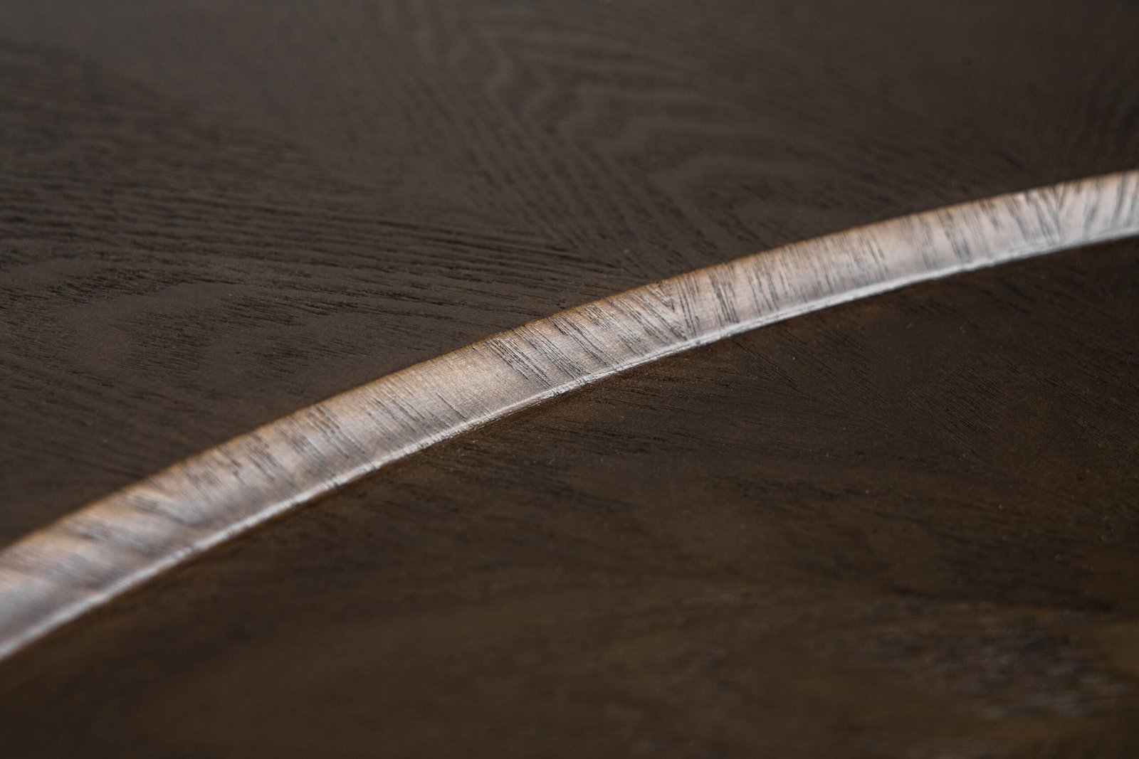 Modrest Beulah - Mesa de centro moderna de fresno oscuro de forma libre