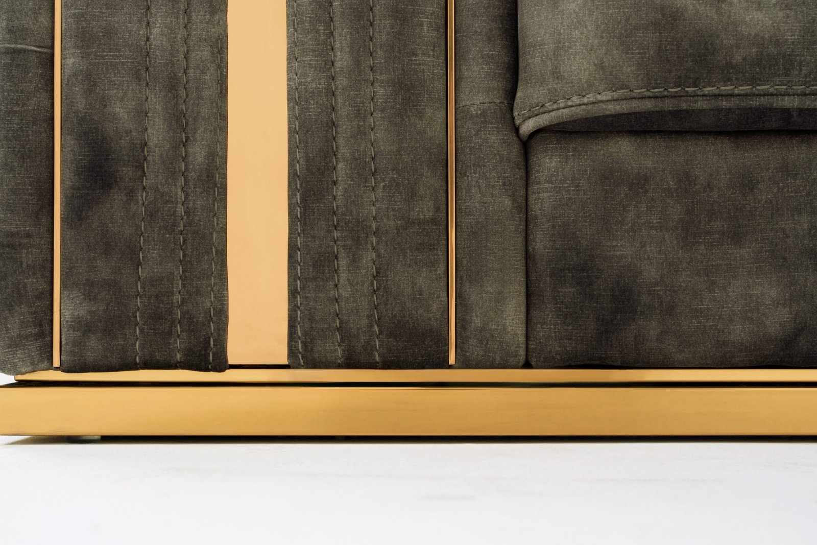 Divani Casa Dosie - Silla transicional de terciopelo gris - Image 5