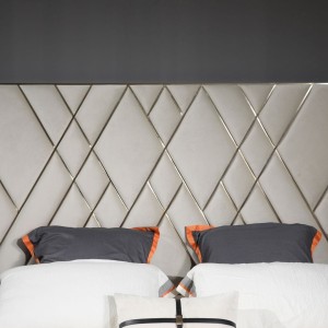 Modrest Eldora - Recámara Glam de terciopelo beige y latón cepillado