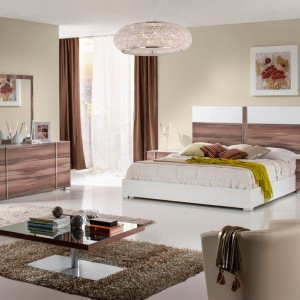 Espejo italiano de cerezo de mediados de siglo Giovanna Nova Domus