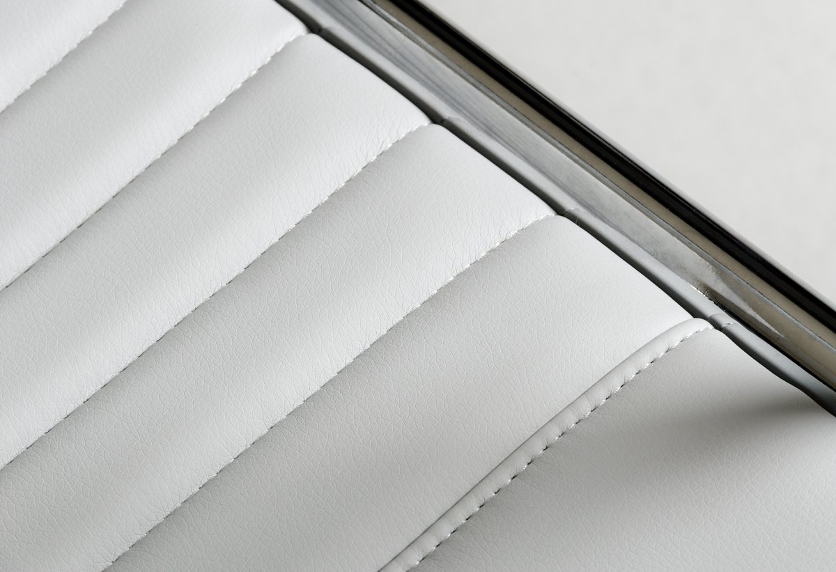 Silla de oficina Modrest Madison moderna de polipiel blanca - Image 2