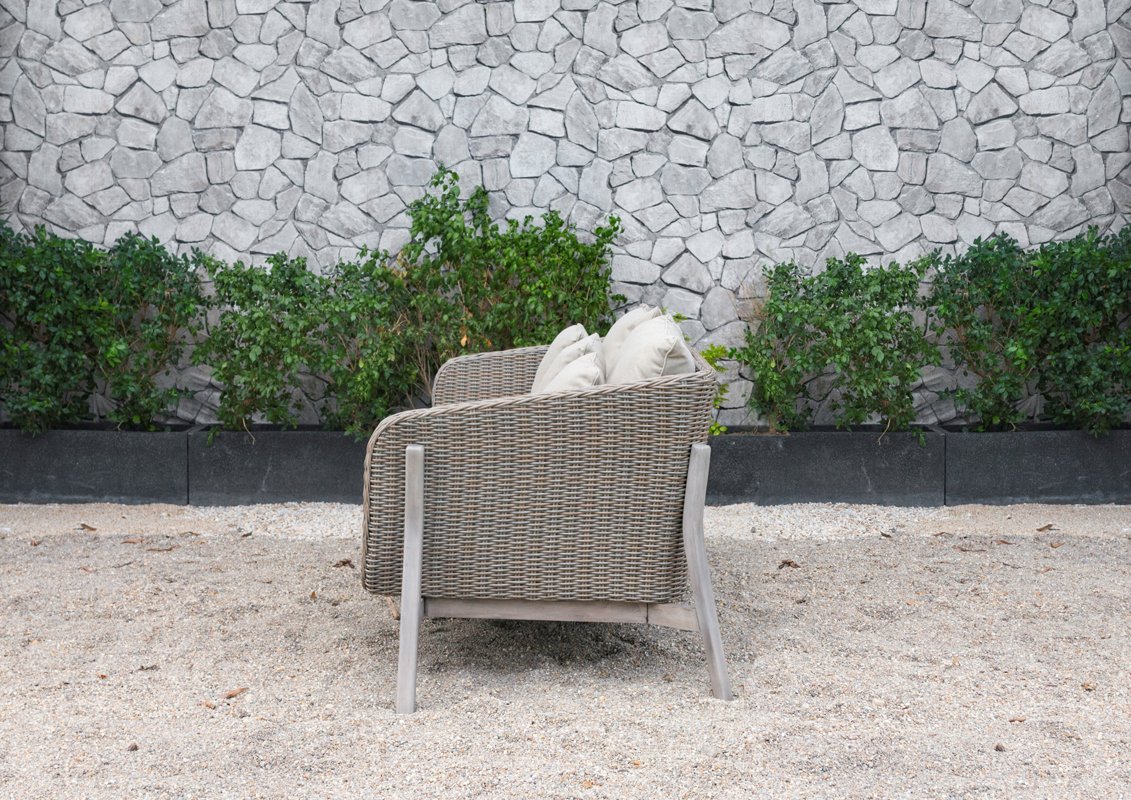 Conjunto de sofás de mimbre beige para exterior Renava Carillo - Image 2